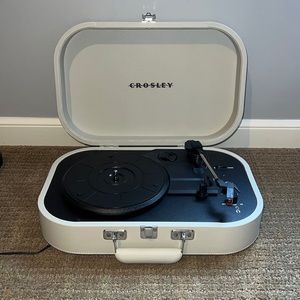 CROSLEY record player